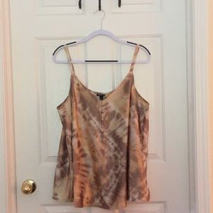 Torrid size 2 (18-20) tan/ cream tie dye tank